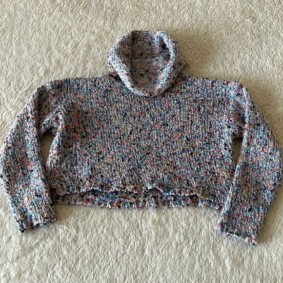 Chelsea and Violet turtleneck size small - Picture 3 of 16